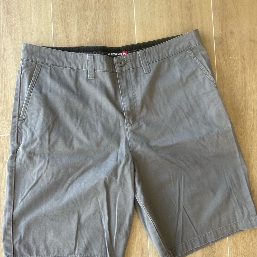 Quiksilver Charcoal Men's Flat Front Shorts